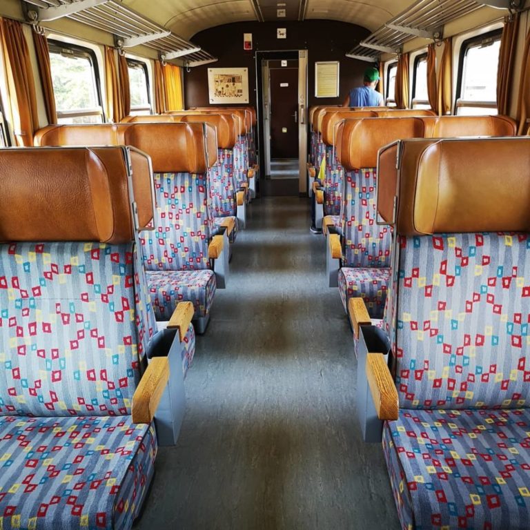 Bus- und Zugfahren in Slowenien